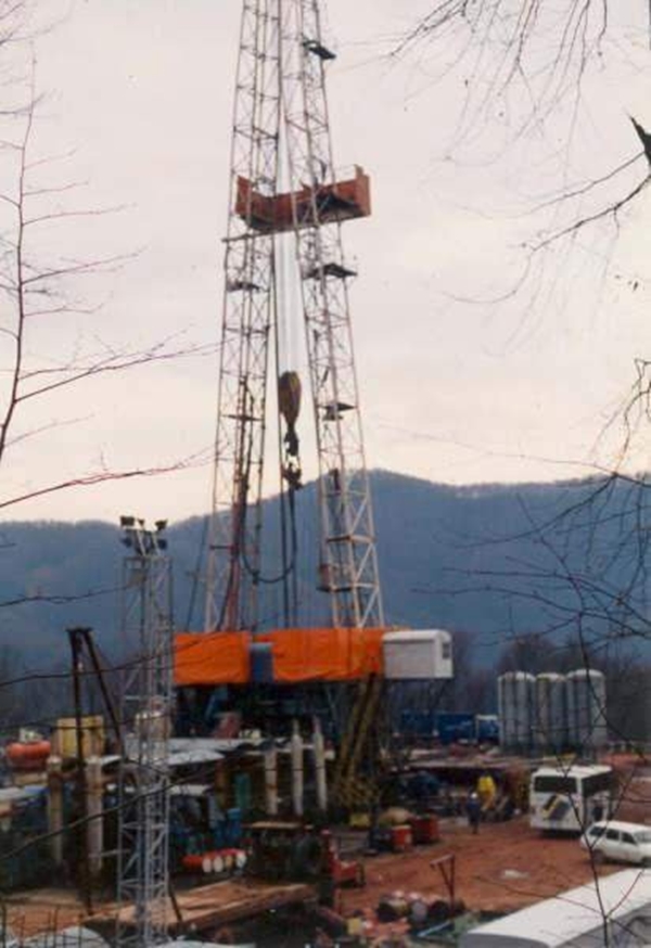 Foto - Bir petrol müjdesi daha an meselesi... İşte Alman ve Amerikalıların "yetersiz" dediği kuyu