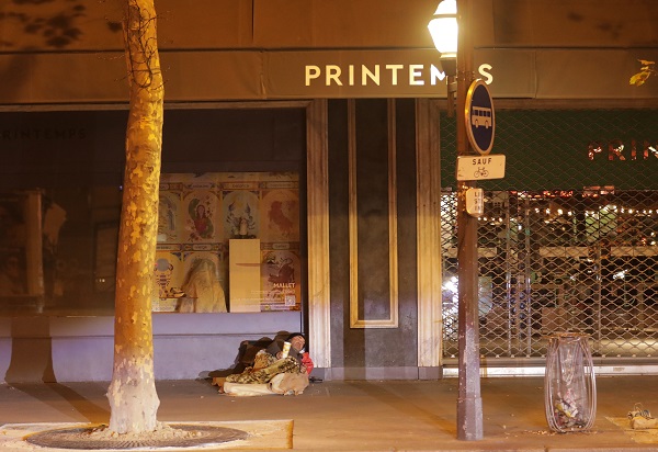 Foto - Bir senede yüzde 10 arttı! Medeni Avrupa'da insanlar sokakta yaşıyor