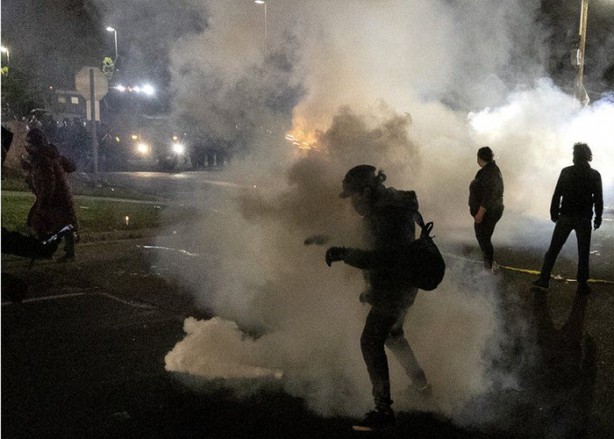 Foto - Bir siyahi daha öldürüldü! ABD'de sokaklar karıştı