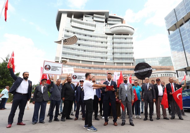 Foto - Bir siyasi parti için bundan daha büyük ayıp yok! Gaziler ve şehit aileleri CHP'nin kapısına dayandı