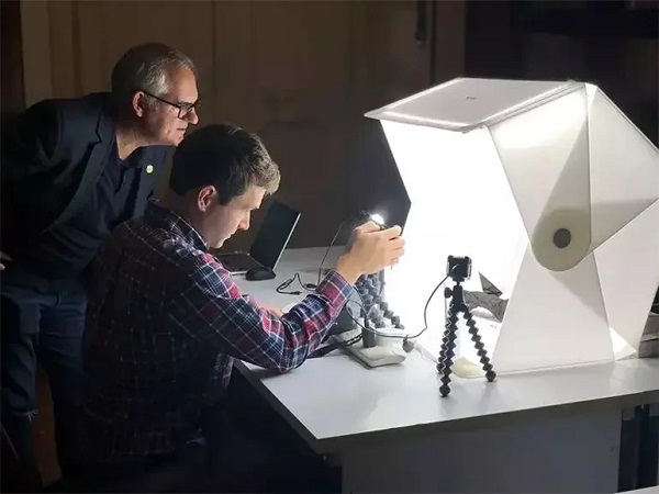 Foto - Bir SMS ile tarihe geçti! 21 yaşındaki genç 2000 yıl sonra bir ilki başardı