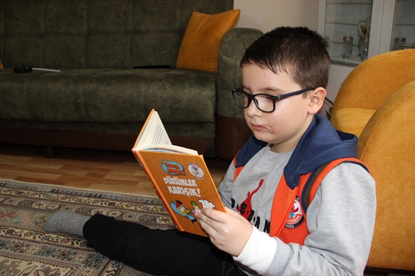 Foto - Bir sokak köpeği dehşeti daha! Yüzüne tam 60 dikiş atıldı