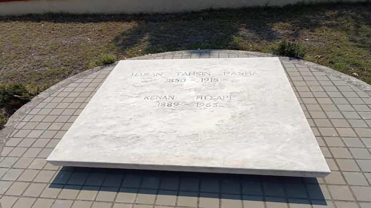 Foto - Bir subayın ihaneti! Önce şehri ve Türk askerlerini düşmana teslim etti, sonra oğlu o ülkeye büyükelçi oldu!