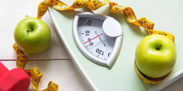 Foto - Bir tanesi bile mum gibi eritiyor! Üstelik şimdi tam mevsimi! İşte haftada tam 4 kilo verdiren mucizevi meyve