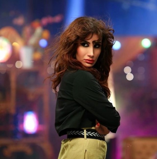 Foto - Bir tarafta açlık diğer tarafta şatafat! Seküler sosyete insanlık dışı düzene böyle hizmet ediyor