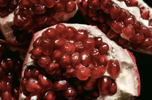 Foto - Bir tek ölüme çaresi yok! Kuran-ı Kerim'de adı birçok defa geçiyor! Bu meyve Türkiye'de pazarda, markette yerini aldı! 