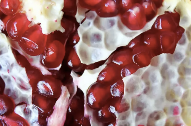 Foto - Bir tek ölüme çaresi yok! Kuran-ı Kerim'de adı birçok defa geçiyor! Bu meyve Türkiye'de pazarda, markette yerini aldı! 