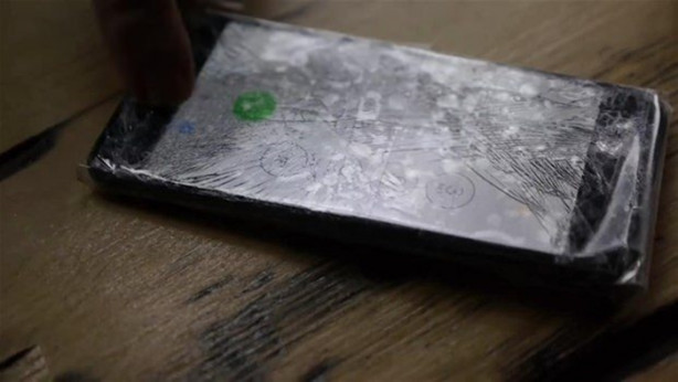 Foto - Bir timsah iPhone 7'yi ısırırsa ne olur?