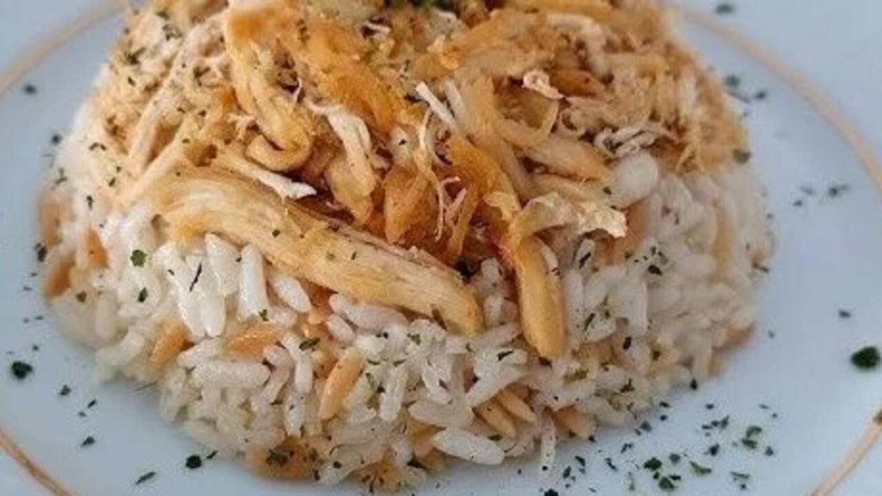 Foto - Bir tutam eklemeniz yeterli! Tencereye yapışmayan pilav yapmanın yolu açıklandı