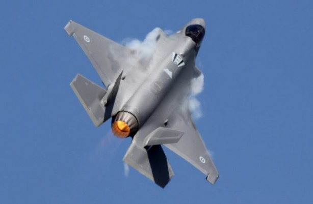 Foto - Bir ülke böyle kahroldu: Kayıtsızca ıslık çalıyoruz, Türkiye F-35 programına dönüyor