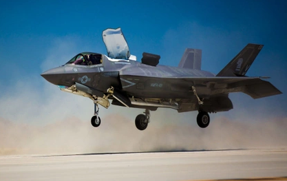 Foto - Bir ülke böyle kahroldu: Kayıtsızca ıslık çalıyoruz, Türkiye F-35 programına dönüyor