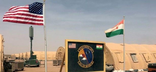 Foto - Bir ülke daha ABD'ye kapıyı gösterdi! Pılıyı pırtıyı toparlayıp gittiler