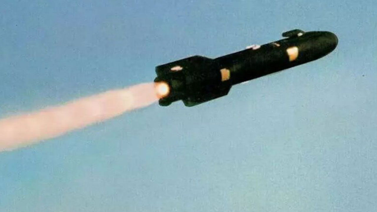 Foto - Bir ülke daha İsrail İran savaşına müdahil oldu: Yüzlerce Hellfire füzesi gönderildiler