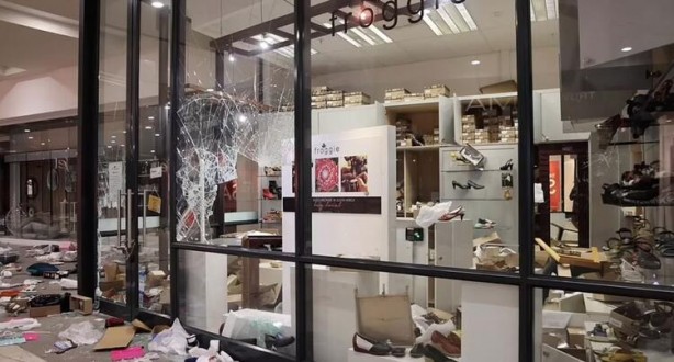 Foto - Bir ülke karıştı! ATM'ler patlatıldı, ordu sokaklara indi