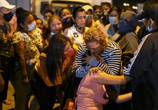 Foto - Bir ülkeden gelen görüntüler kan dondurdu! Hapishanelerdeki isyanda 75 kişi öldü