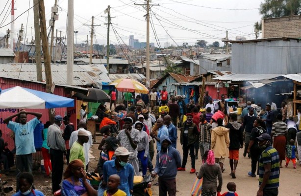 Foto - Bir ülkeyi ayağa kaldıran olay! Karantinadan toplu firar ettiler