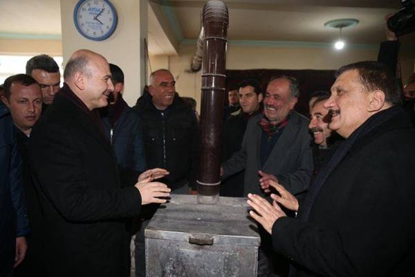 Foto - Bir yanda Ekrem İmamoğlu, diğer yanda Süleyman Soylu! Aradaki farkları bulun