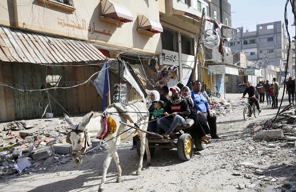 Foto - Bir yanda katliam bir yanda coştu! Dünyanın iki yüzü böyle görüntülendi