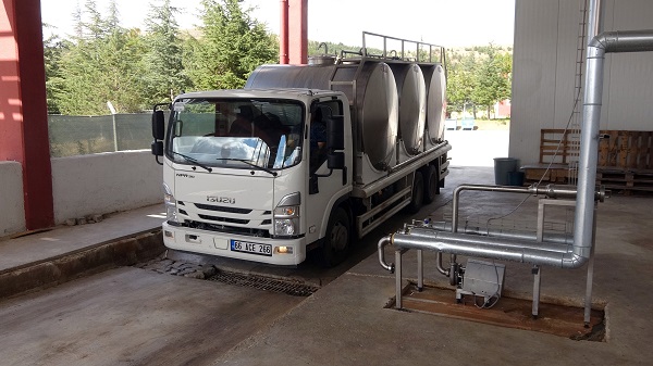 Foto - Bir yılda 770 ton süt ürünü elde edildi