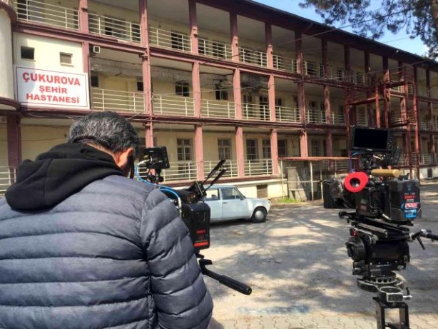 Foto - Böylesi ilk kez oluyor! Bir Zamanlar Çukurova çekimi sırasında ilginç anlar