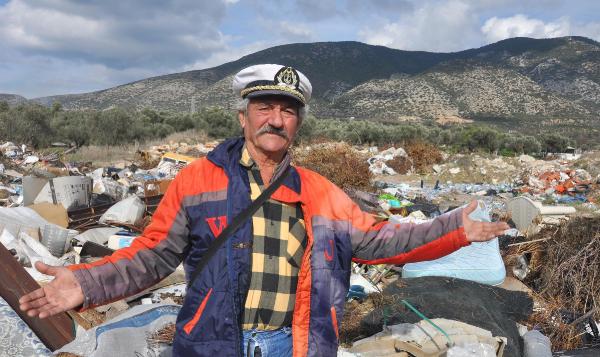 Foto - Bir zamanlar futbol sahasıydı şimdi çöplük oldu