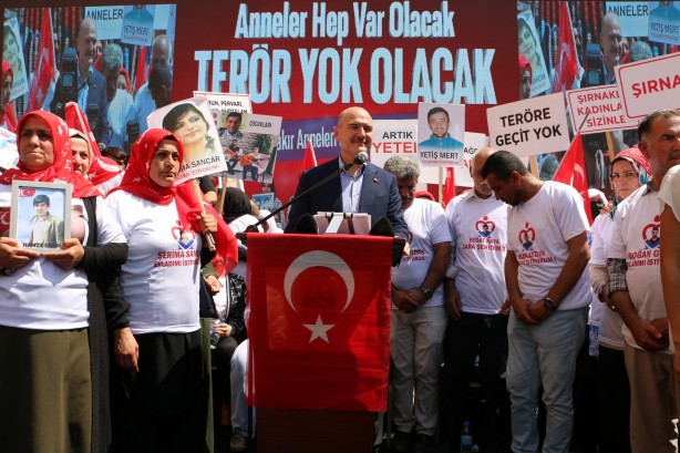 Foto - Bir zamanlar vatandaşa kepenk kapatmışlardı! 4 yıl sonra HDP Diyarbakır binasının kepengi kapatıldı