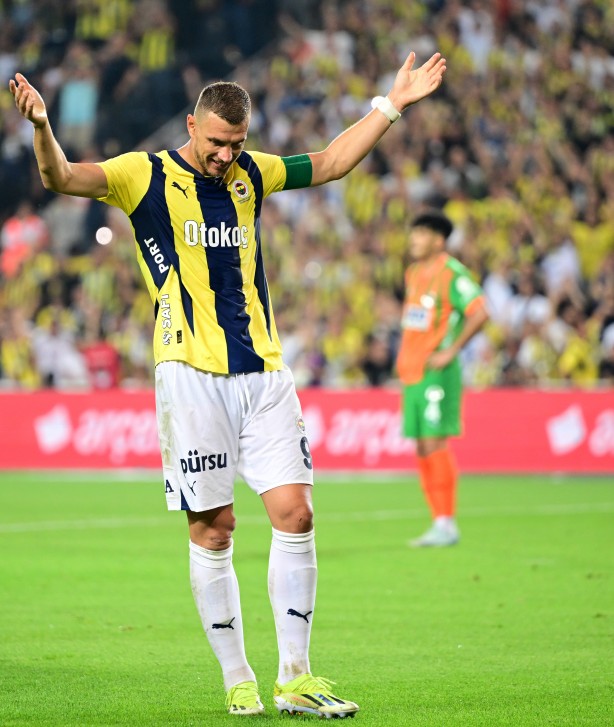 Foto - Bir zerre kadar... Beklenmedik son mu? Apar topar gönderilecek mi? Nihat Kahveci böyle duyurdu…