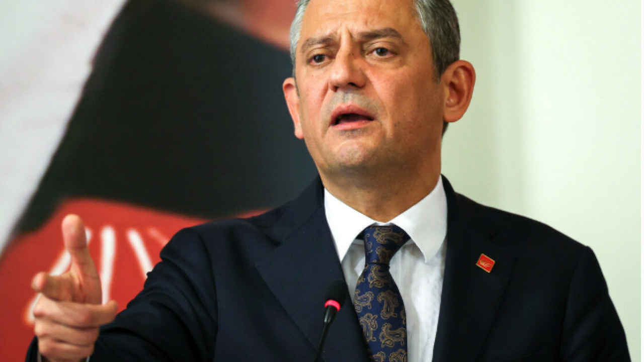 Foto - Bırak Diyanet yıpransın! Özgür Özel’in ‘Orta çağ’ benzetmesi… Murat Alan Yazdı