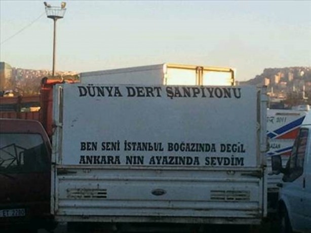 Foto - Birbirinden ilginç kamyon arkası yazıları