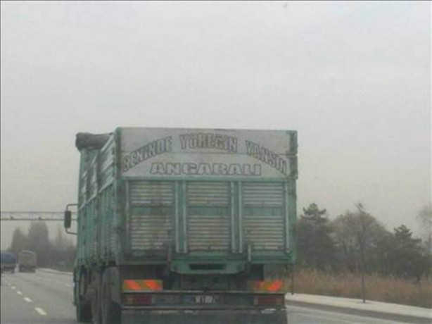 Foto - Birbirinden ilginç kamyon arkası yazıları
