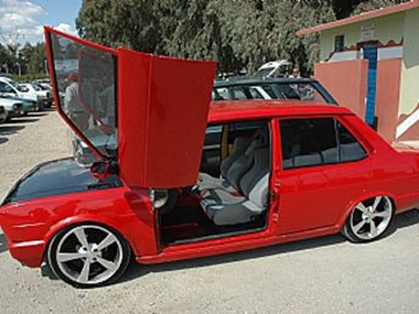 Foto - Birbirinden ilginç modifiye Murat 131'ler