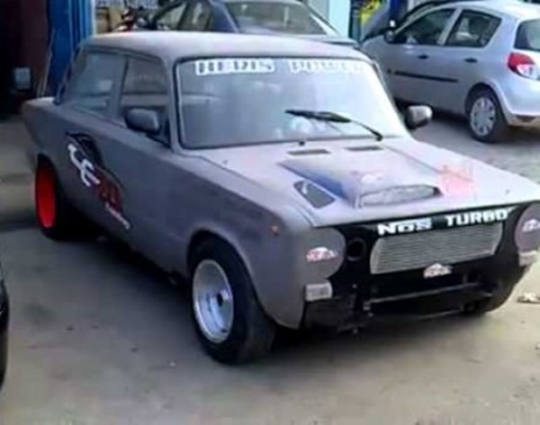 Foto - Birbirinden ilginç modifiye Murat 131'ler