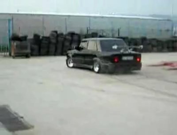 Foto - Birbirinden ilginç modifiye Murat 131'ler