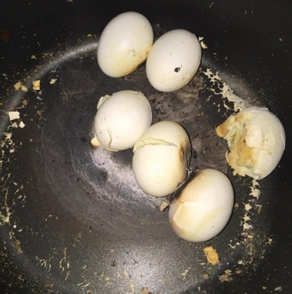 Foto - Birbirinden korkunç mutfak kazaları