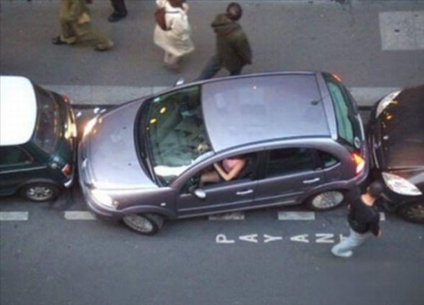 Foto - Birbirinden tuhaf park kazaları