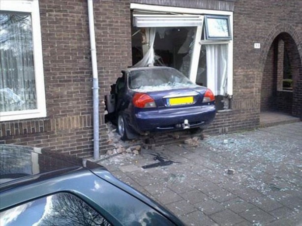 Foto - Birbirinden tuhaf park kazaları