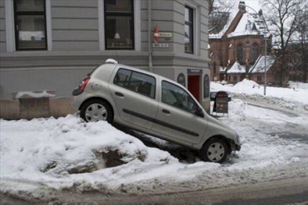 Foto - Birbirinden tuhaf park kazaları