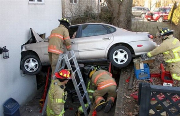Foto - Birbirinden tuhaf park kazaları