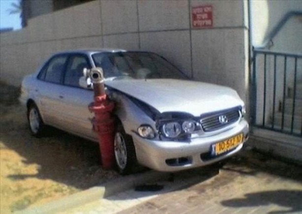 Foto - Birbirinden tuhaf park kazaları