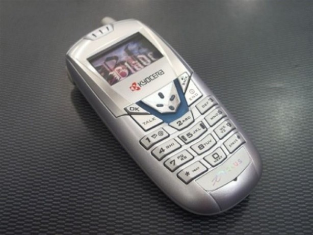 Foto - Birbirinden tuhaf telefon tasarımları