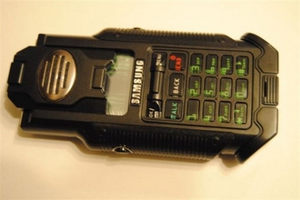 Foto - Birbirinden tuhaf telefon tasarımları