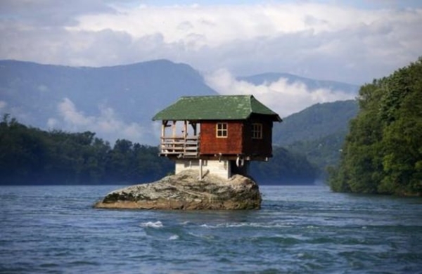 Foto - Birbirinden tuhaf yapılar