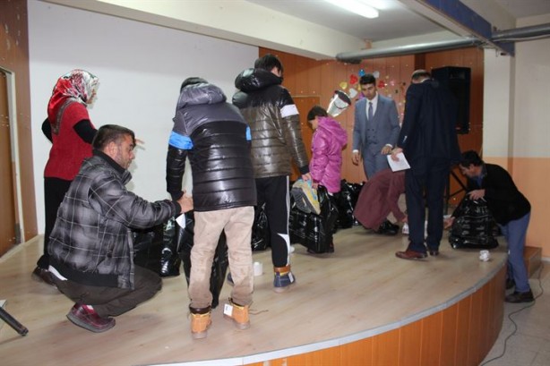 Foto - Birbirlerinden şikayetçi olan komşular bakın nasıl uzlaştı