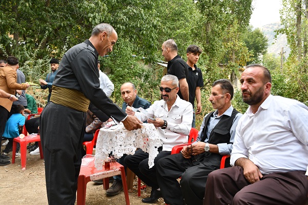 Foto - Birçoğunuz ilk kez duyacak! 200 yıllık düğün geleneği