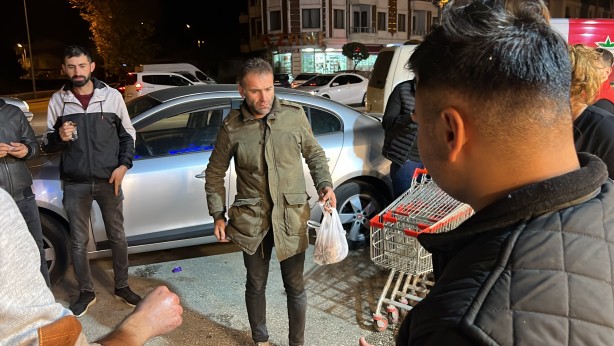 Foto - Birçok kişi böylesini ilk kez görüyor! Herkese bedava verildi