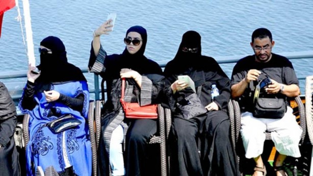 Foto - Birçok şehrimizde yaşayan Araplardan Türkiye'ye büyük darbe! Bir ara Ruslar yapıyordu, şimdi onlar başladı