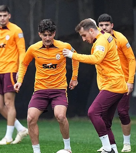 Foto - Birçok ülkenin almak için sıraya girdiği Manchester City'nin kapısına Cim-Bom dayandı! Duyan çıldıracak