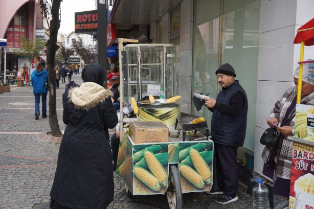 Foto - Birçok yerden takdir topladı! iki gönüllü amne sokakta bakın ne dağıttı