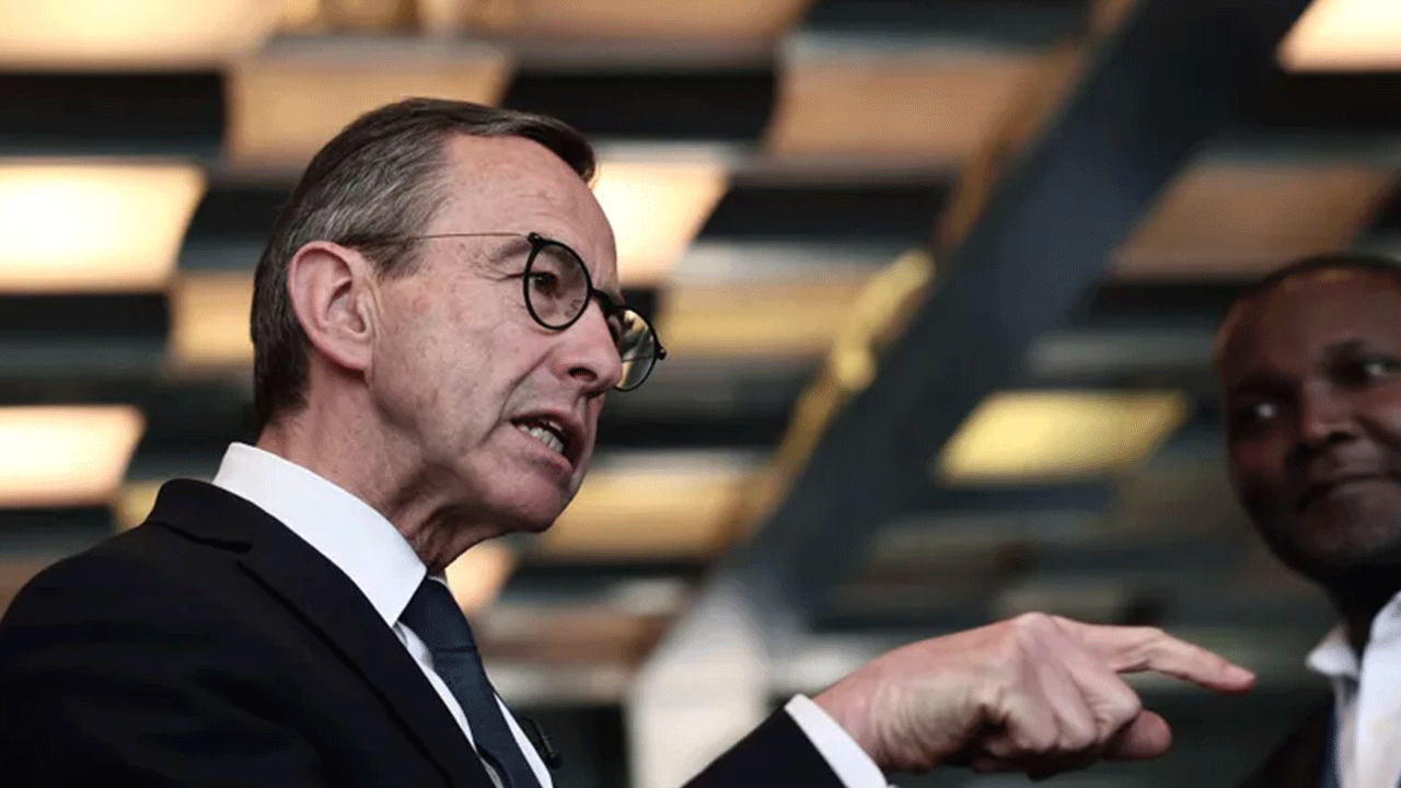 Foto - Biri şuna haddini bildirsin: Fransız bakandan küstah başörtüsü çağrısı!