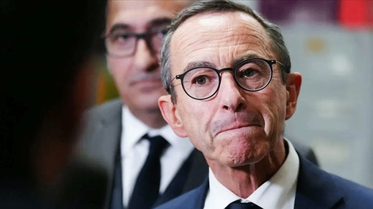 Foto - Biri şuna haddini bildirsin: Fransız bakandan küstah başörtüsü çağrısı!